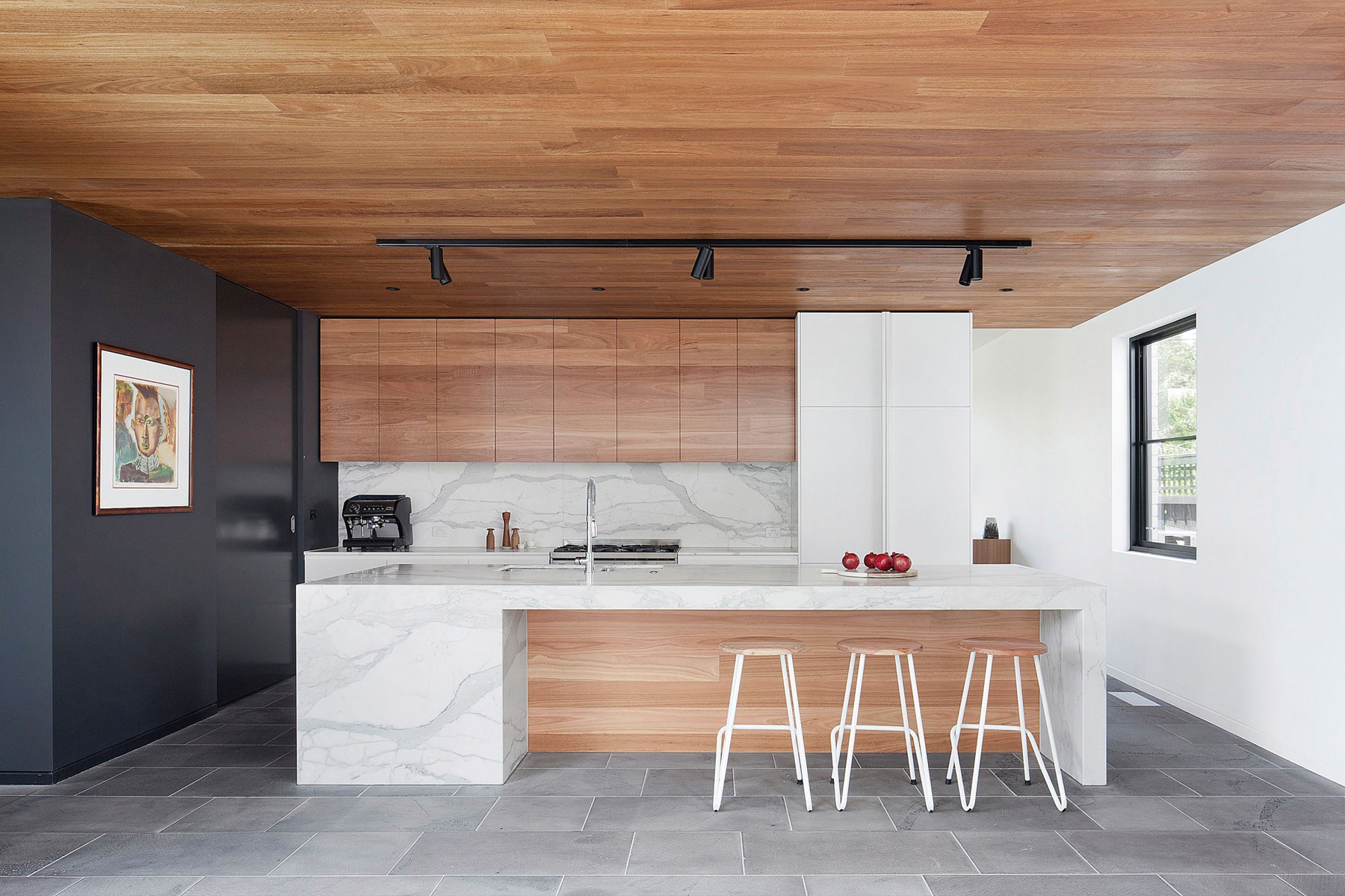 A Stylish Contemporary Home with a Dramatic Landscaping Program in Caulfield by Bower Architecture (13)