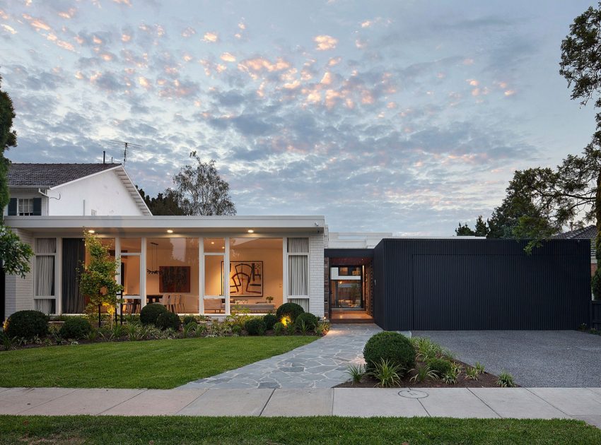 A Stylish Contemporary Home with a Dramatic Landscaping Program in Caulfield by Bower Architecture (17)