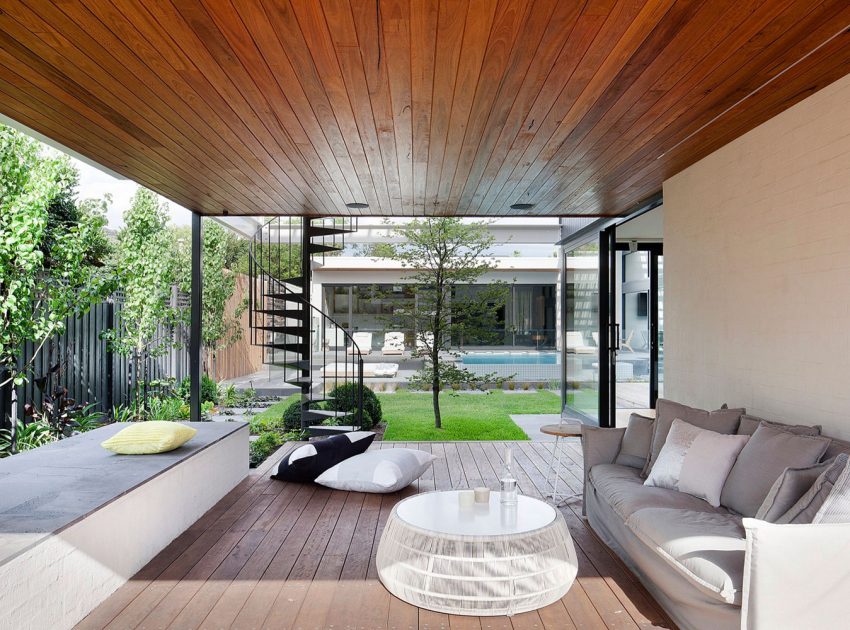 A Stylish Contemporary Home with a Dramatic Landscaping Program in Caulfield by Bower Architecture (5)