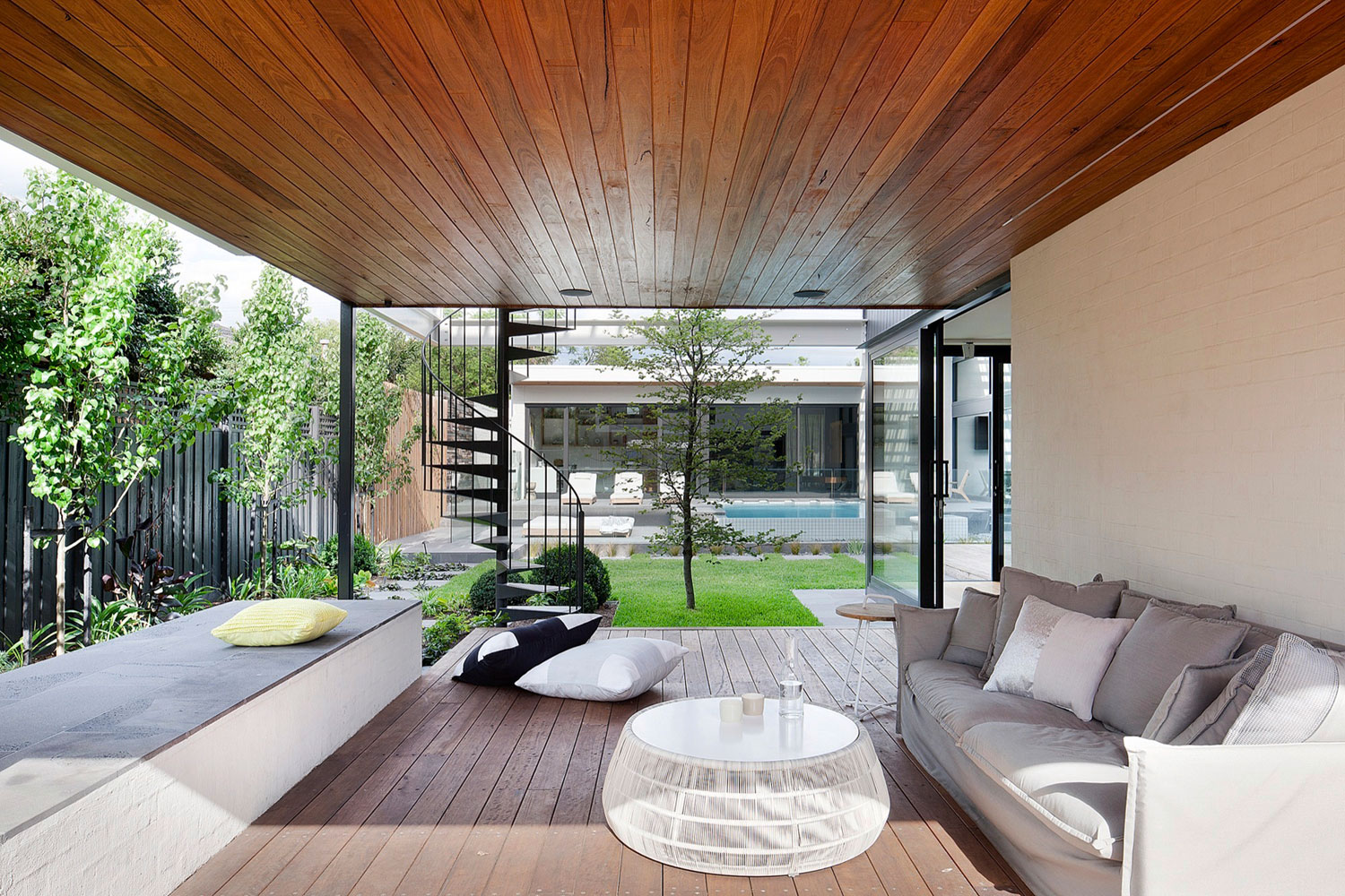 A Stylish Contemporary Home with a Dramatic Landscaping Program in Caulfield by Bower Architecture (5)