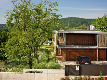 A Contemporary Home with a Perfect Roof Terrace in Brno, Czech Republic by Atelier Stepan (1)