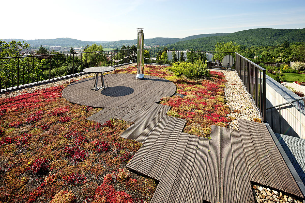 A Contemporary Home with a Perfect Roof Terrace in Brno, Czech Republic by Atelier Stepan (11)
