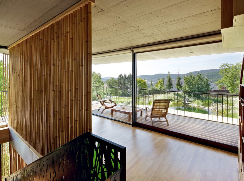 A Contemporary Home with a Perfect Roof Terrace in Brno, Czech Republic by Atelier Stepan (13)