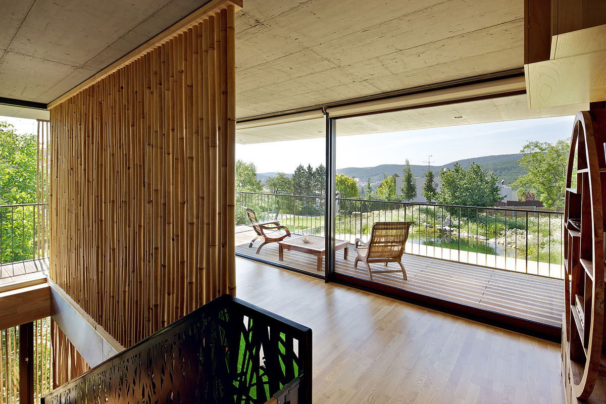 A Contemporary Home with a Perfect Roof Terrace in Brno, Czech Republic by Atelier Stepan (13)