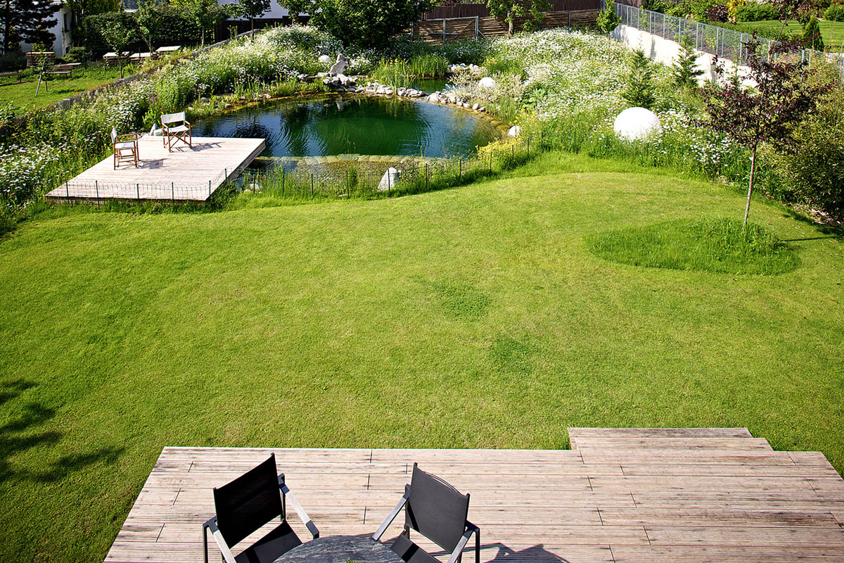 A Contemporary Home with a Perfect Roof Terrace in Brno, Czech Republic by Atelier Stepan (9)
