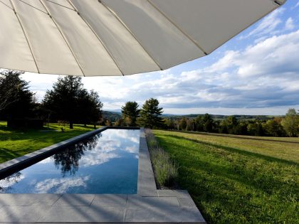 A Contemporary House Constructed of Wood and Metal-Clad for Two Art Collectors in Ancram by HHF Architects & Ai Weiwei (7)