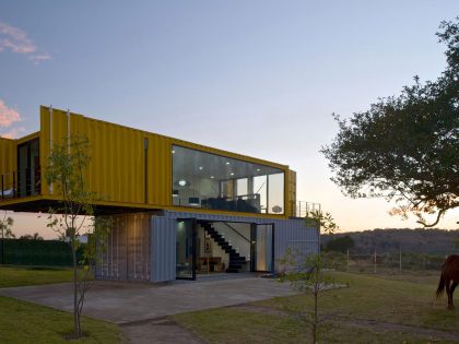 A Stylish Contemporary House Made of Four Shipping Containers in the Primavera Forest by S+ Diseño (2)