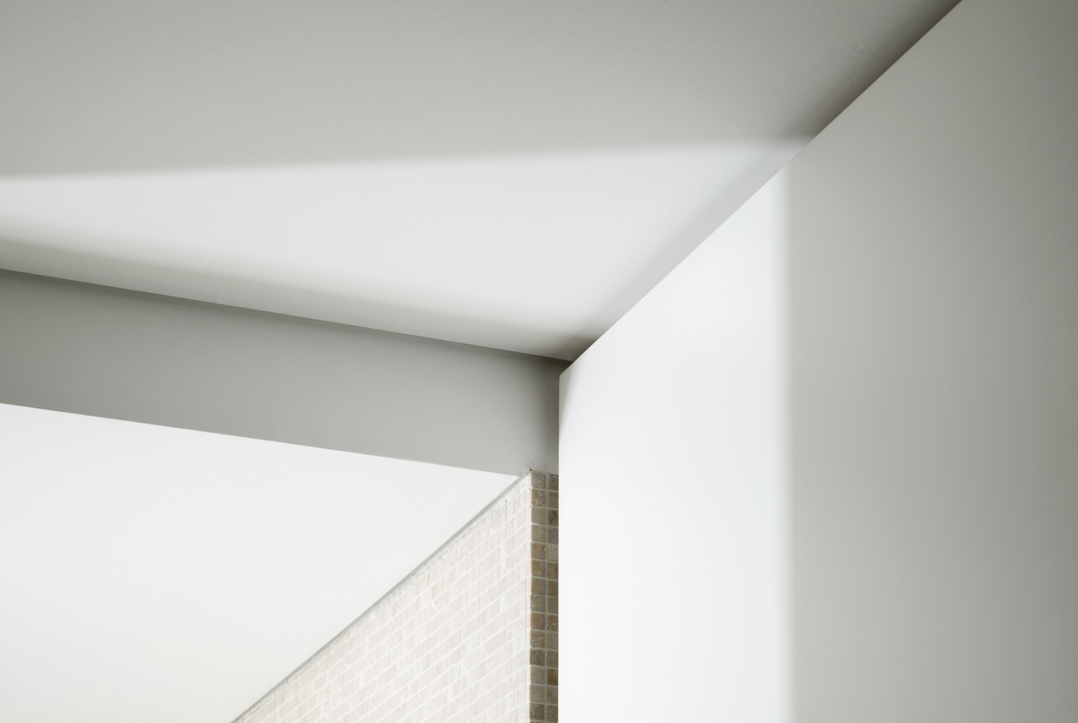 A Contemporary House with Strong and Warm Materials in Treviso, Italy by Gobbo Architetti (18)