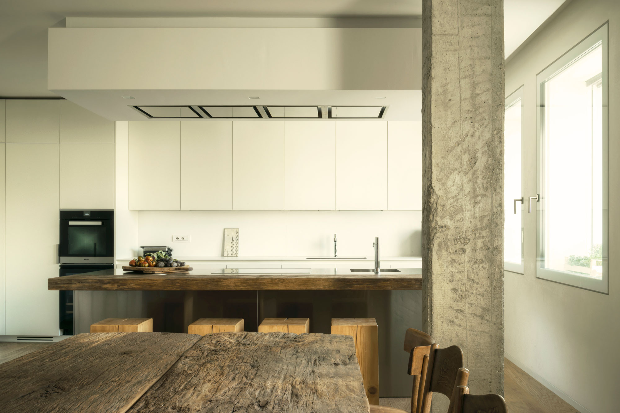 A Contemporary House with Strong and Warm Materials in Treviso, Italy by Gobbo Architetti (2)