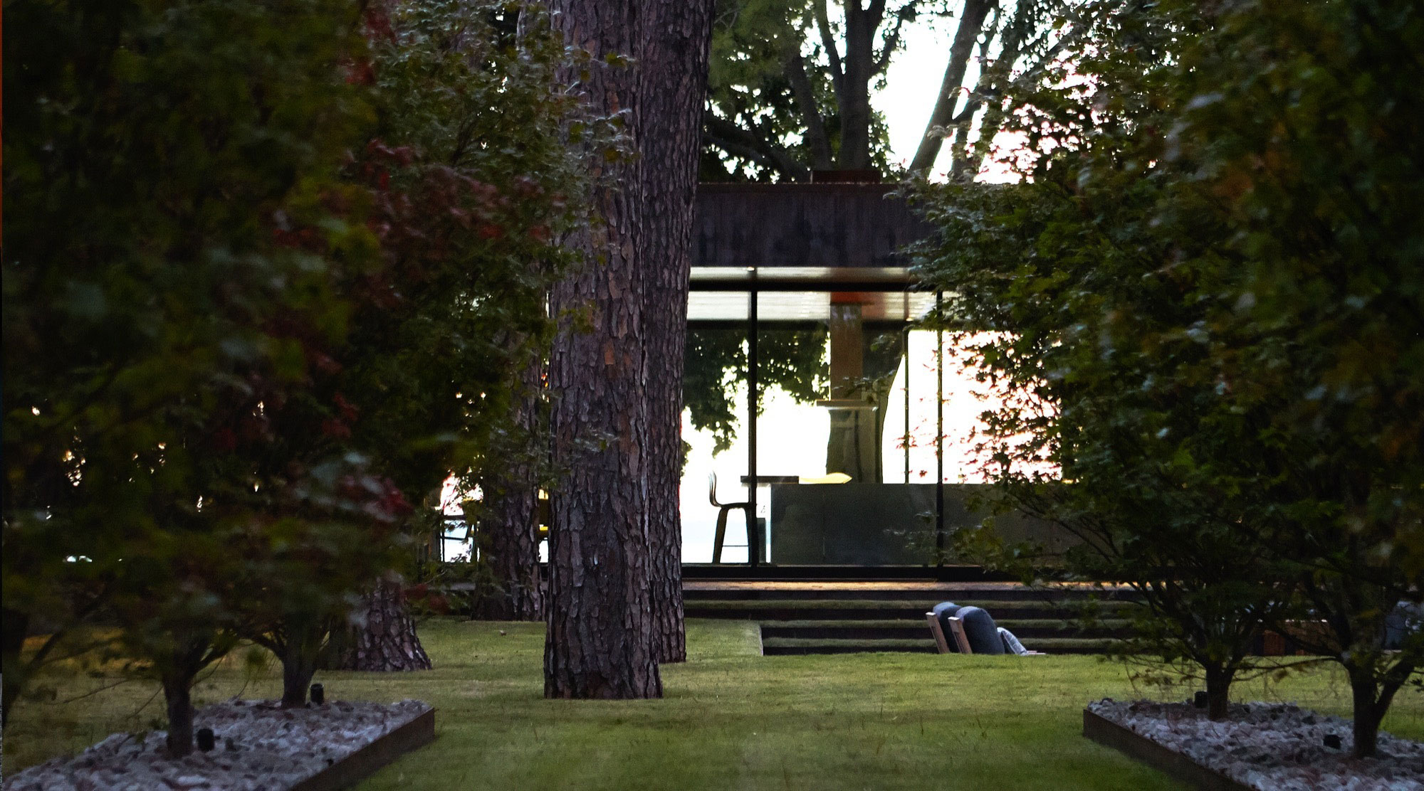 A Contemporary Lakefront Home with Concrete and Weathering Steel in Cedar Creek Reservoir by Wernerfield (6)