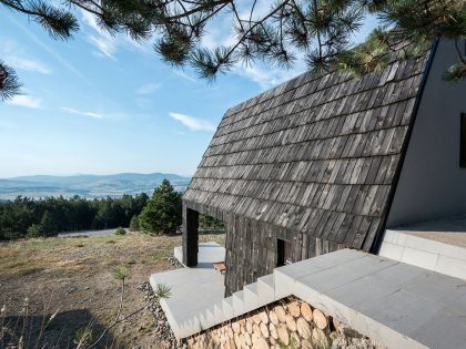 A Contemporary Mountain Home Enclosed by White Ceramic Tiles and Dark Wooden Shingles in Divčibare by EXE studio (4)