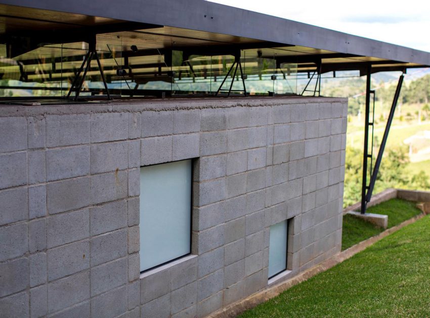 A Contemporary Mountainside Home in the Stunning Hills of Santo Antônio do Pinhal by H+F Arquitetos (15)