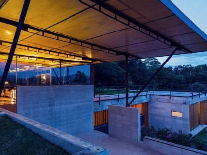 A Contemporary Mountainside Home in the Stunning Hills of Santo Antônio do Pinhal by H+F Arquitetos (22)