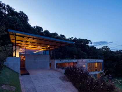 A Contemporary Mountainside Home in the Stunning Hills of Santo Antônio do Pinhal by H+F Arquitetos (23)