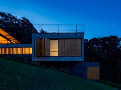 A Contemporary Mountainside Home in the Stunning Hills of Santo Antônio do Pinhal by H+F Arquitetos (25)