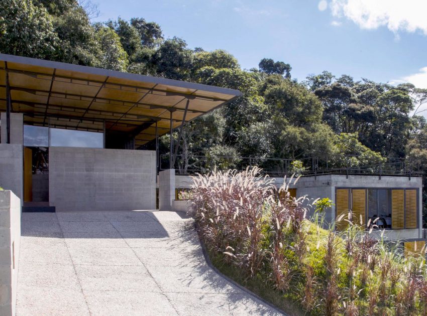 A Contemporary Mountainside Home in the Stunning Hills of Santo Antônio do Pinhal by H+F Arquitetos (3)