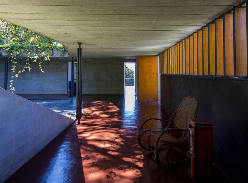A Contemporary Mountainside Home in the Stunning Hills of Santo Antônio do Pinhal by H+F Arquitetos (9)
