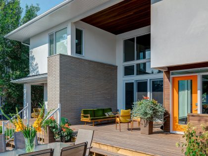 A Contemporary and Functional House with Open Spaces for a Family of Five in Calgary