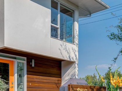 A Contemporary and Functional House with Open Spaces for a Family of Five in Calgary by DOODL (3)