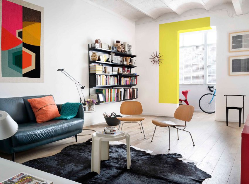 A Cosy and Vibrant Apartment with Lots of Playful Features in Barcelona by Egue y Seta (1)