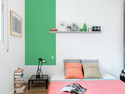 A Cosy and Vibrant Apartment with Lots of Playful Features in Barcelona by Egue y Seta (13)