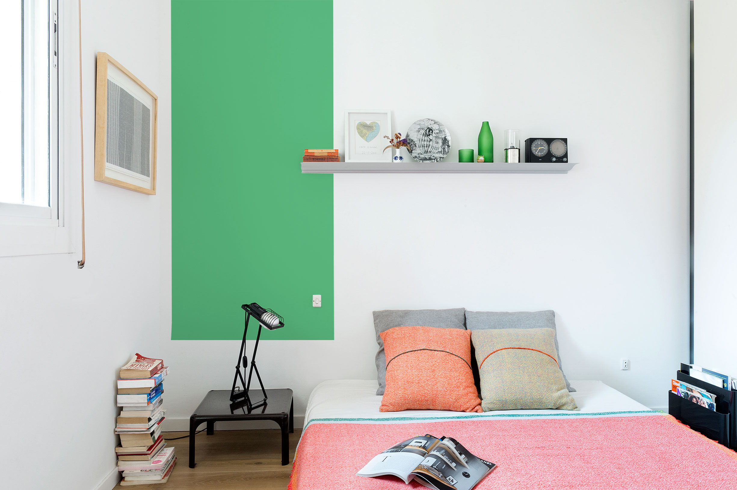 A Cosy and Vibrant Apartment with Lots of Playful Features in Barcelona by Egue y Seta (13)