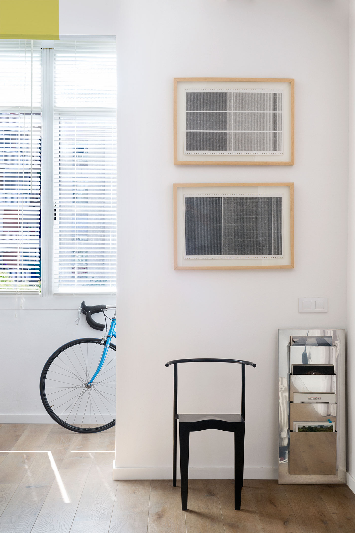 A Cosy and Vibrant Apartment with Lots of Playful Features in Barcelona by Egue y Seta (4)