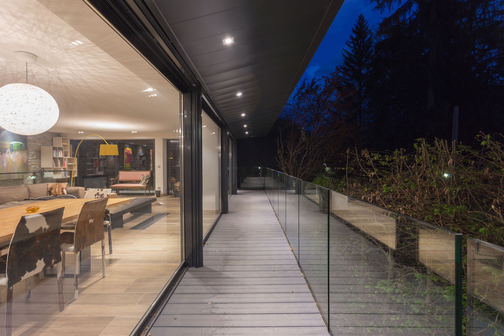 A Cozy and Charming Chalet Surrounded by Rock Faces in Les Houches by Chevallier Architectes (22)