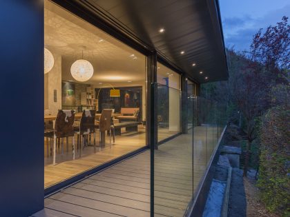 A Cozy and Charming Chalet Surrounded by Rock Faces in Les Houches by Chevallier Architectes (23)