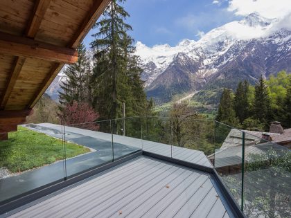 A Cozy and Charming Chalet Surrounded by Rock Faces in Les Houches by Chevallier Architectes (8)