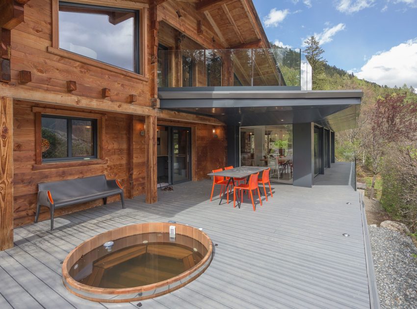 A Cozy and Charming Chalet Surrounded by Rock Faces in Les Houches by Chevallier Architectes (9)