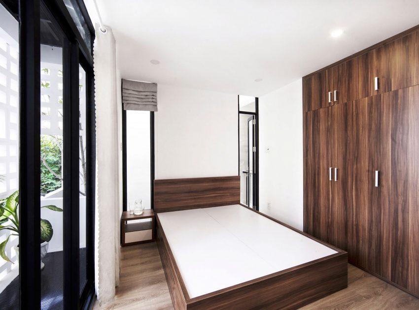 A Cozy and Comfortable Vertical Home for a Family of Four in Ho Chi Minh, Vietnam by Studio8 Vietnam (11)