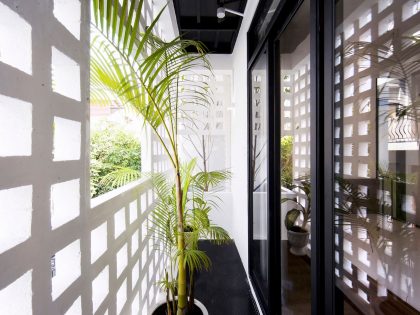 A Cozy and Comfortable Vertical Home for a Family of Four in Ho Chi Minh, Vietnam by Studio8 Vietnam (4)