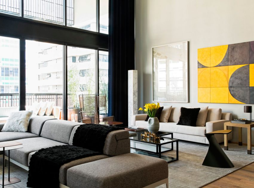 A Cozy and Elegant Contemporary Family Apartment in São Paulo by Diego Revollo Arquitetura (17)