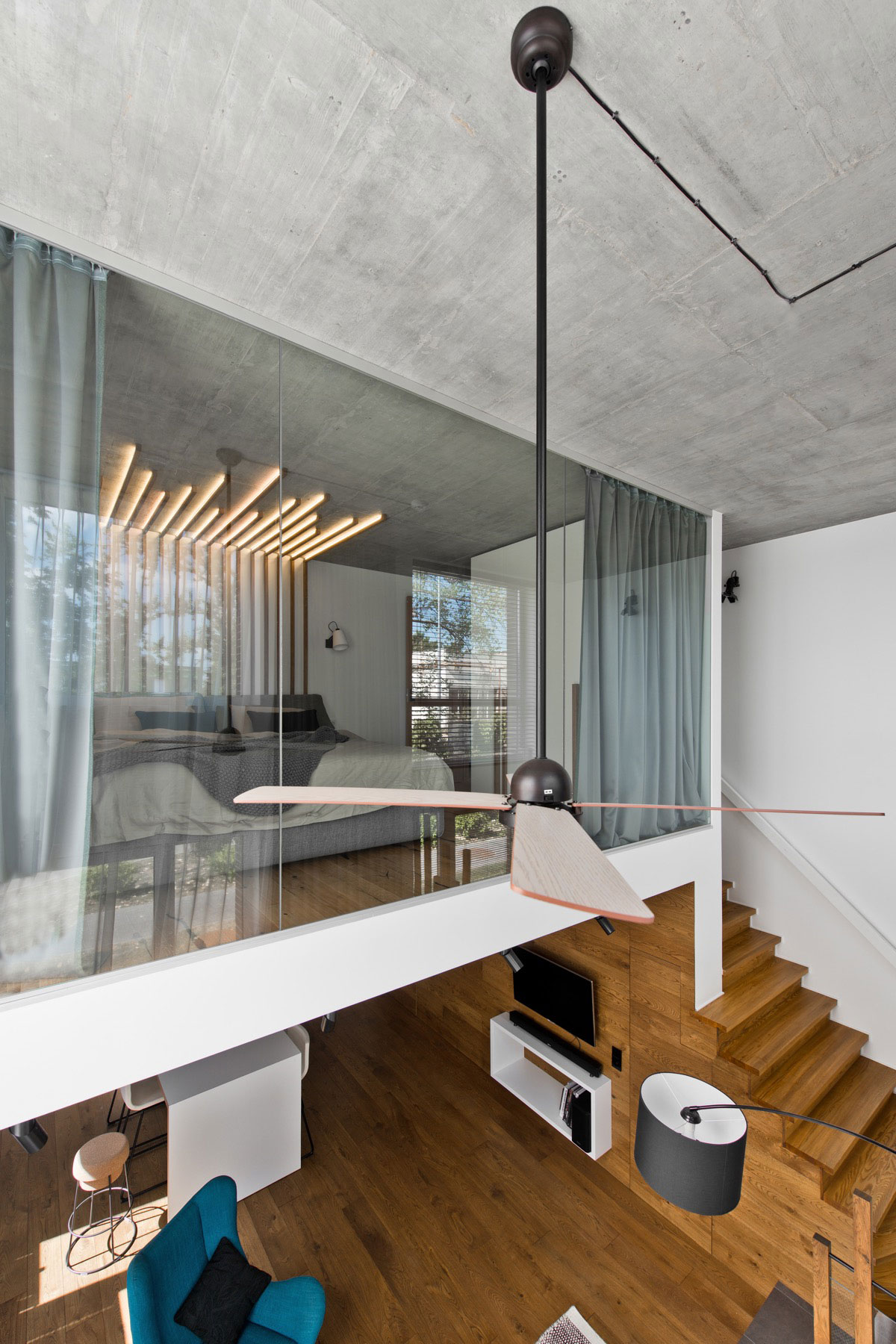 A Cozy and Elegant Scandinavian-Inspired Apartment in Vilnius, Lithuania by InArch (28)