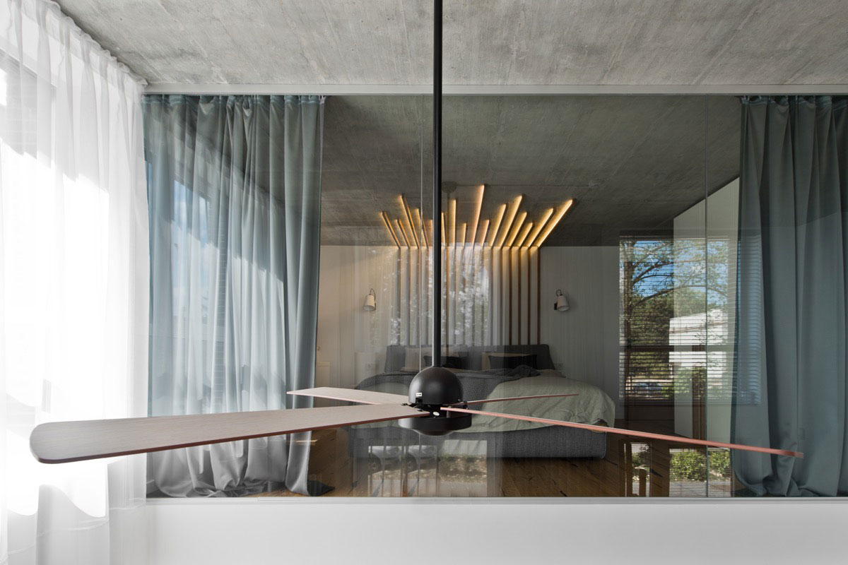 A Cozy and Elegant Scandinavian-Inspired Apartment in Vilnius, Lithuania by InArch (29)