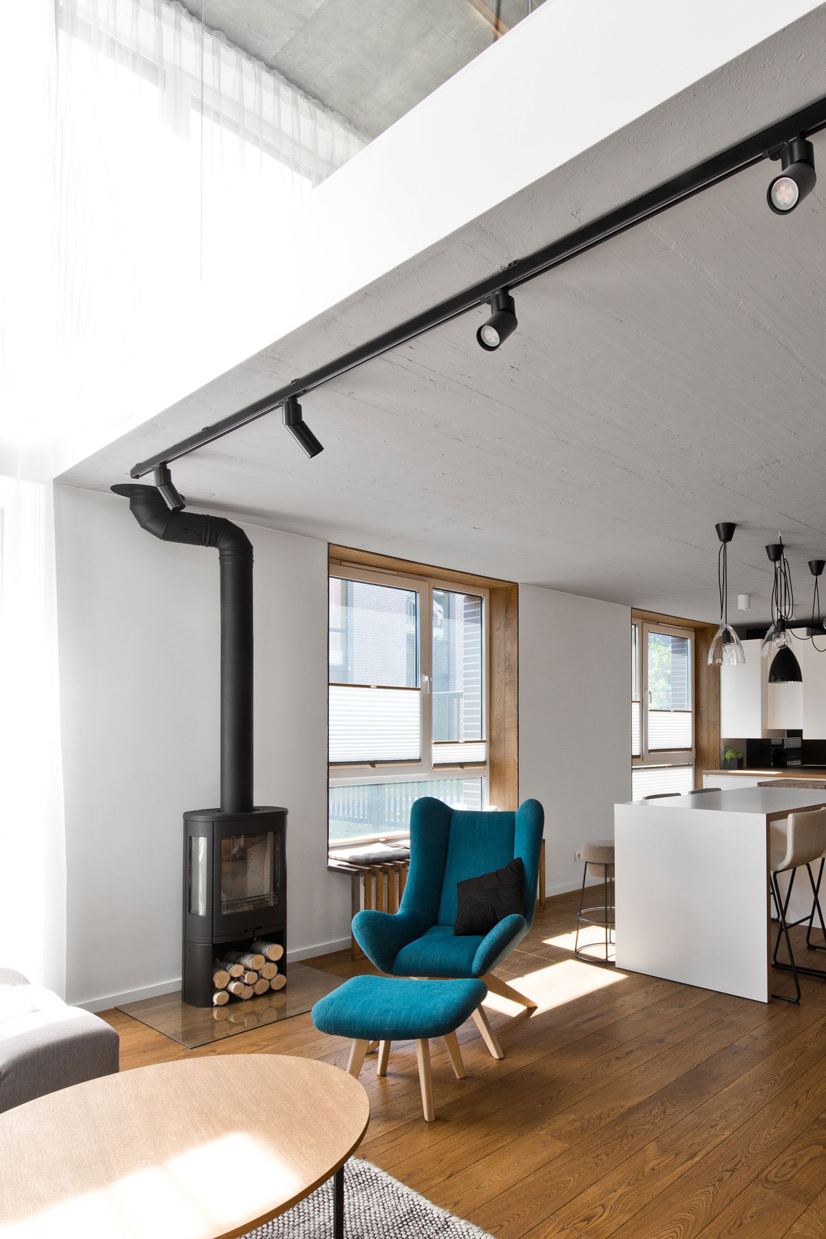 A Cozy and Elegant Scandinavian-Inspired Apartment in Vilnius, Lithuania by InArch (4)