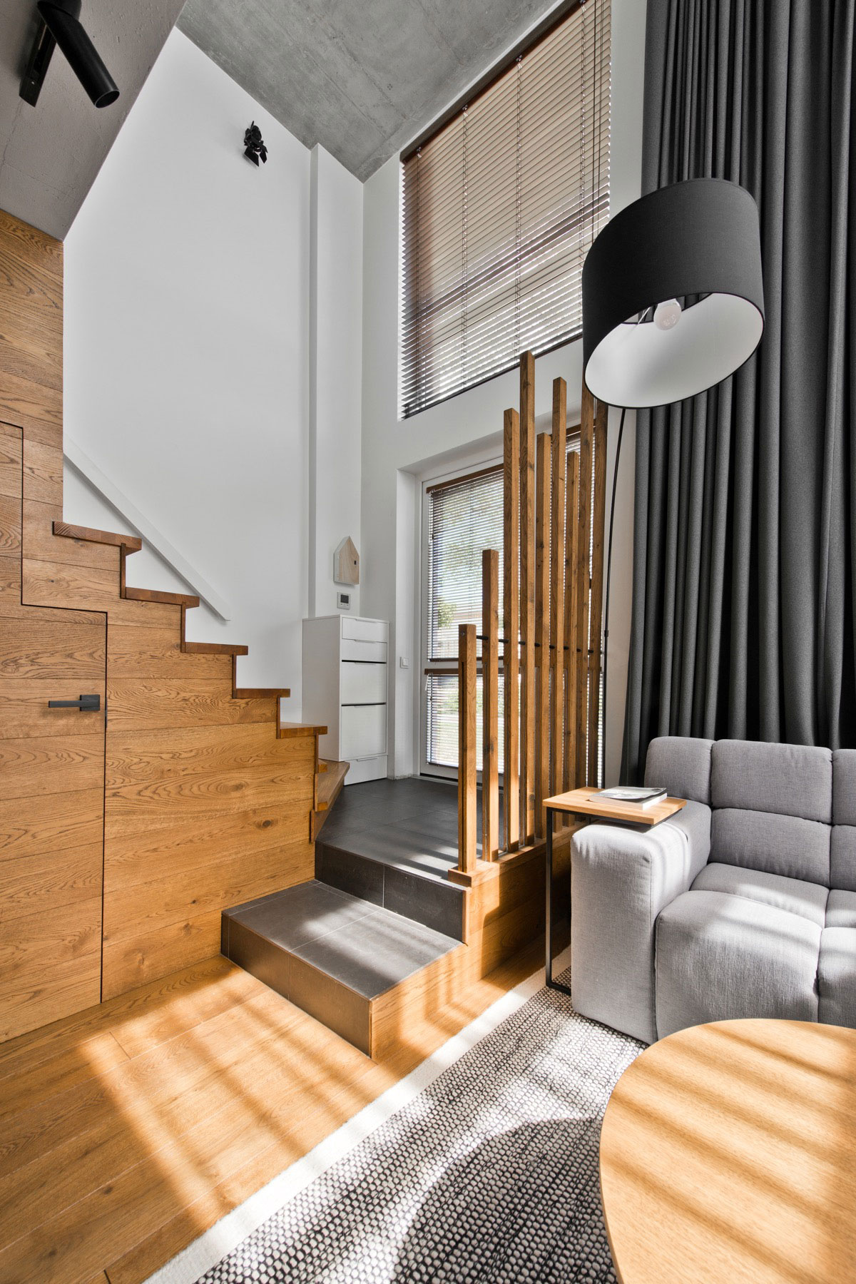 A Cozy and Elegant Scandinavian-Inspired Apartment in Vilnius, Lithuania by InArch (7)