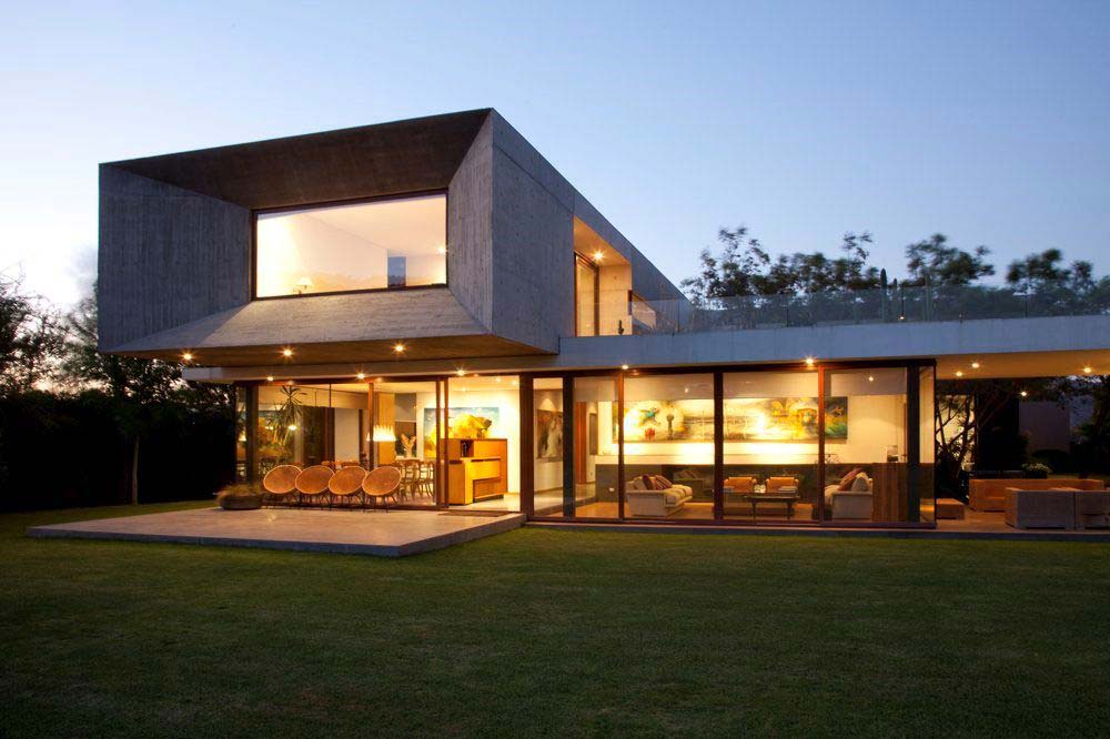 A Fascinating and Spacious Modern Concrete House with Luxurious Interiors in Chicureo, Chile by Raimundo Anguita (9)