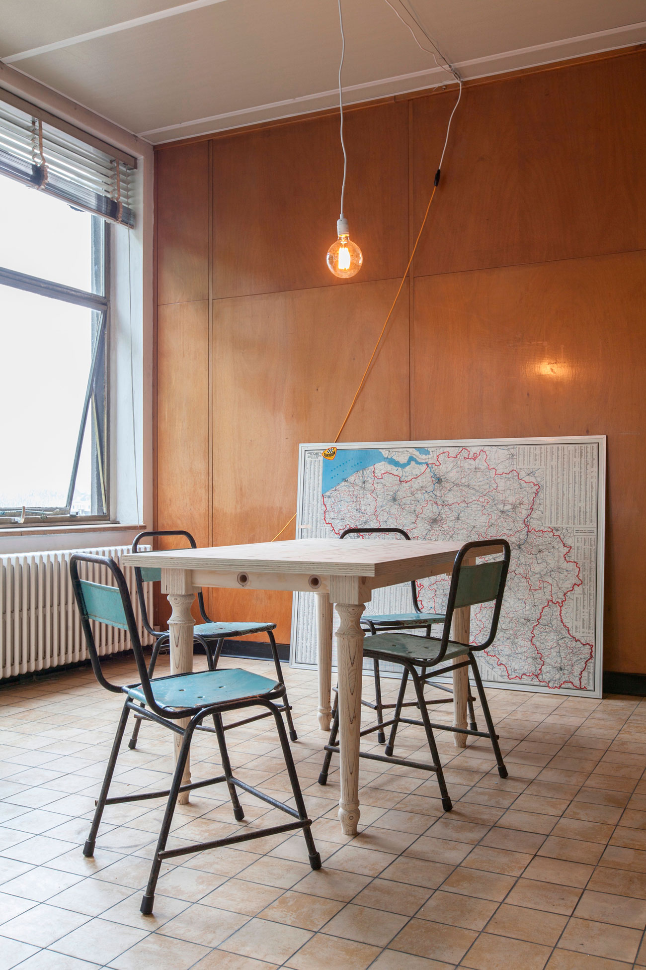 A Former Office Space Transformed Into a Vibrant and Colorful Apartment in Ghent by Dift (12)