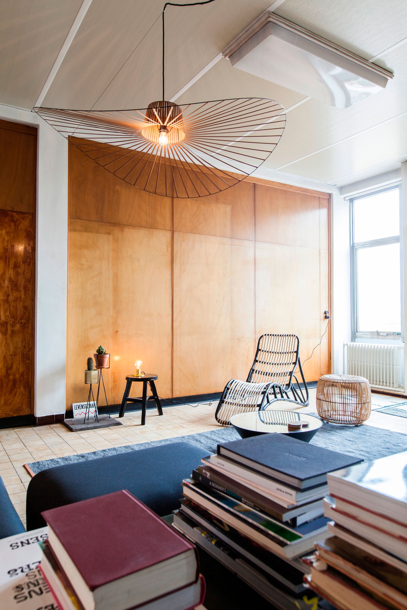 A Former Office Space Transformed Into a Vibrant and Colorful Apartment in Ghent by Dift (7)