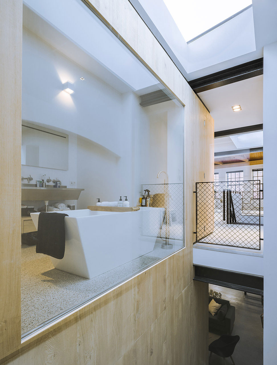 A Former Office and Workshop Turned into a Light-Filled Contemporary Loft in The Netherlands by EVA architecten (9)