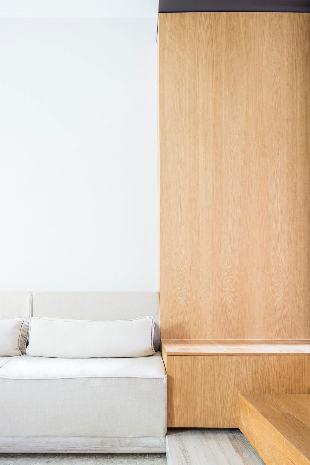 A Functional and Tiny Apartment with Lots of Natural Light in Shanghai by MoreDesignOffice (7)