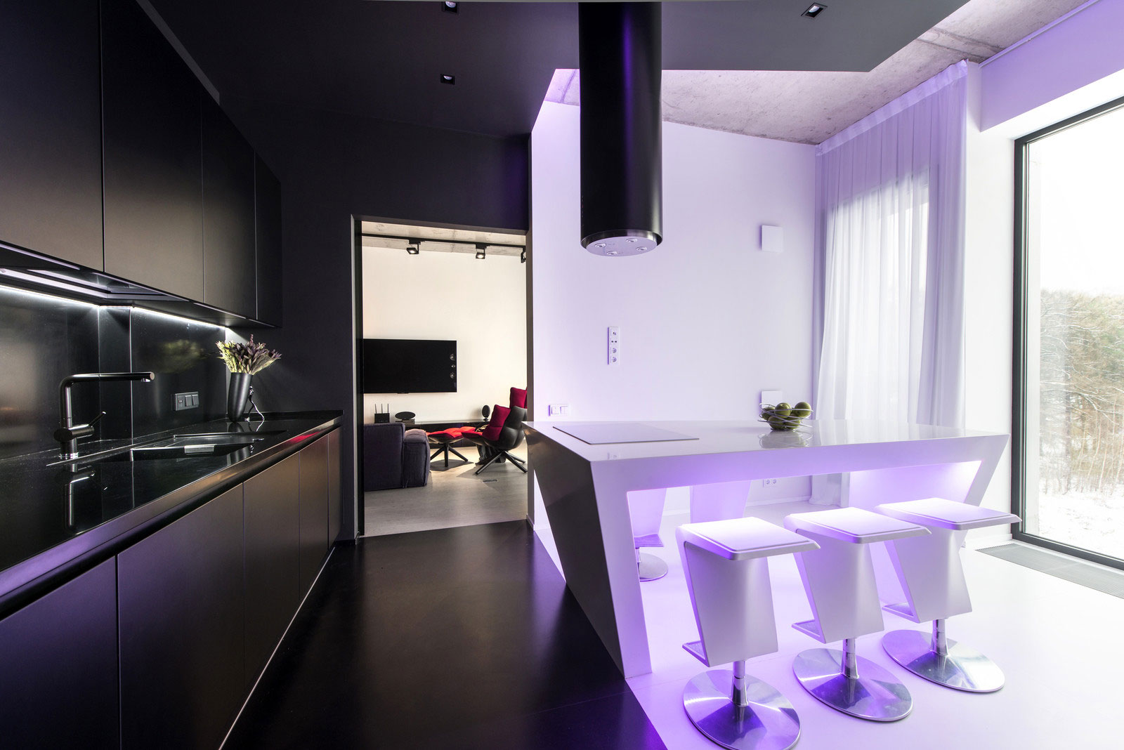 A Futuristic Modern Apartment with Neon Accent Lights in Moscow by Geometrix Design (17)