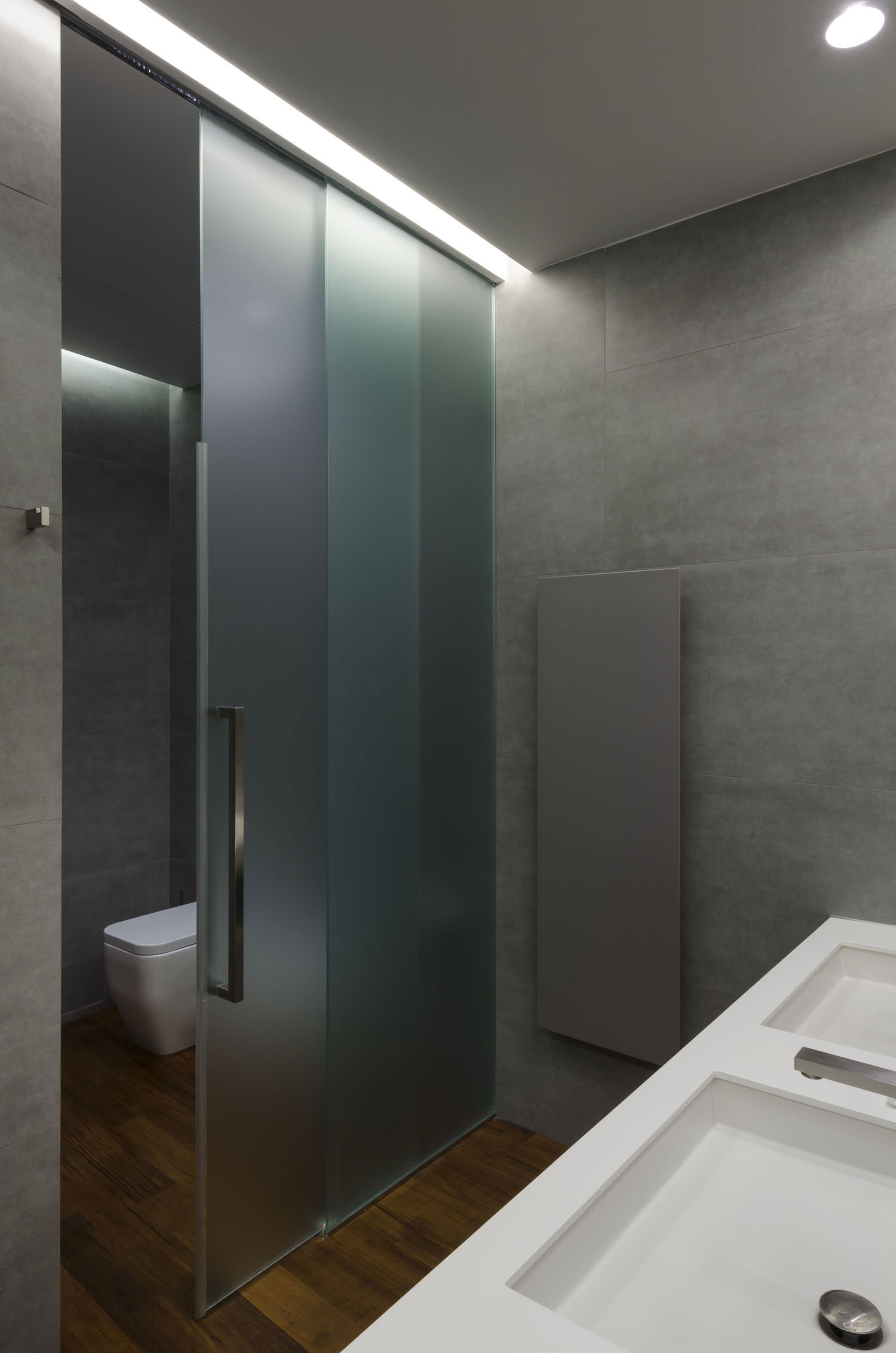 A Hip and Stylish Home For a Young Couple in Rome by Labics (11)