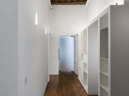 A Hip and Stylish Home For a Young Couple in Rome by Labics (13)
