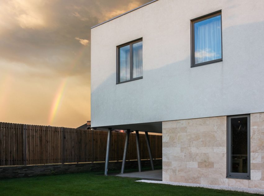 A House with Strict Geometry on Facades with Arrhythmic Columns in the Suburbs of Kiev by Kupinskiy & Partners (23)