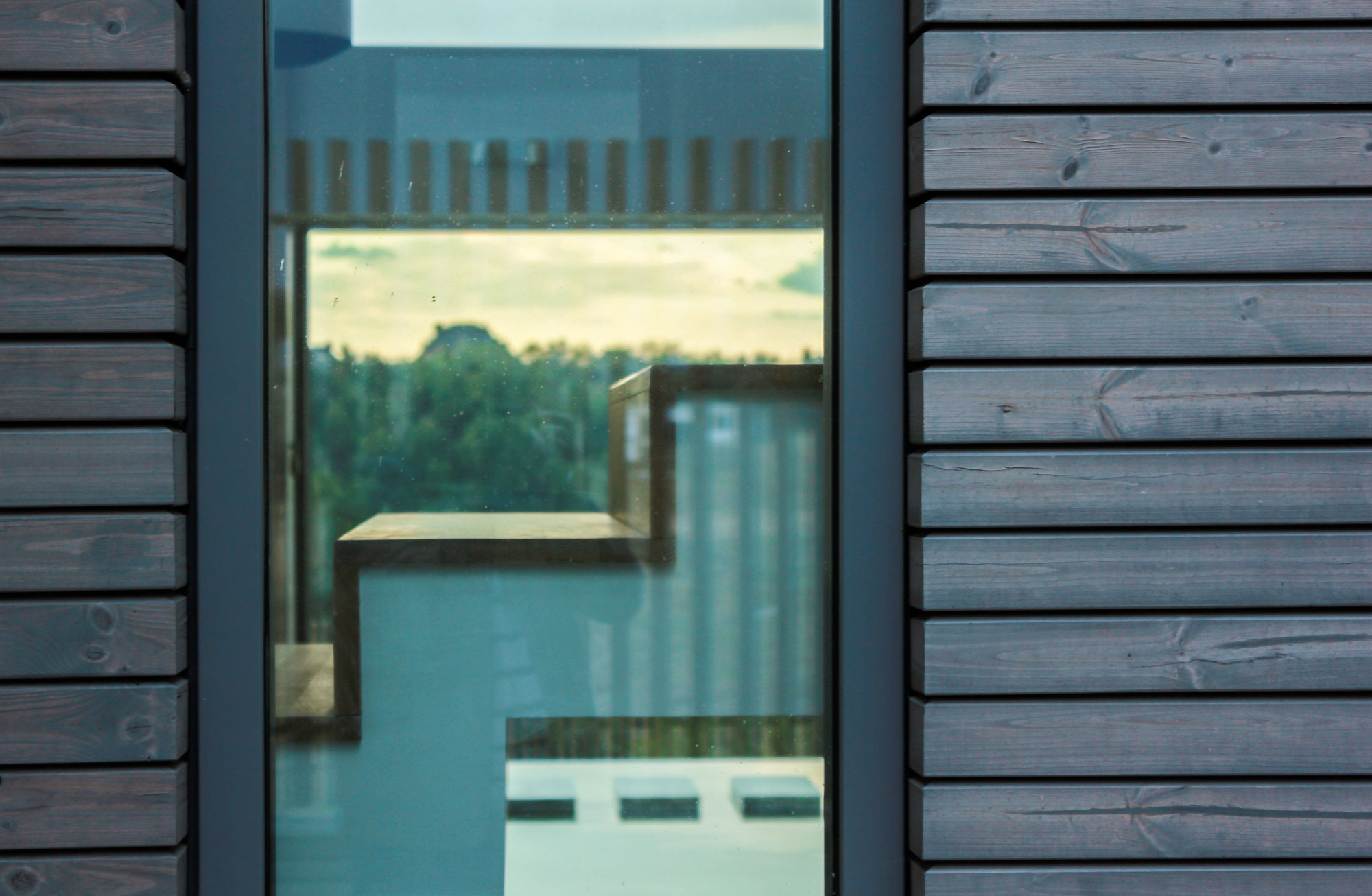 A House with Strict Geometry on Facades with Arrhythmic Columns in the Suburbs of Kiev by Kupinskiy & Partners (30)