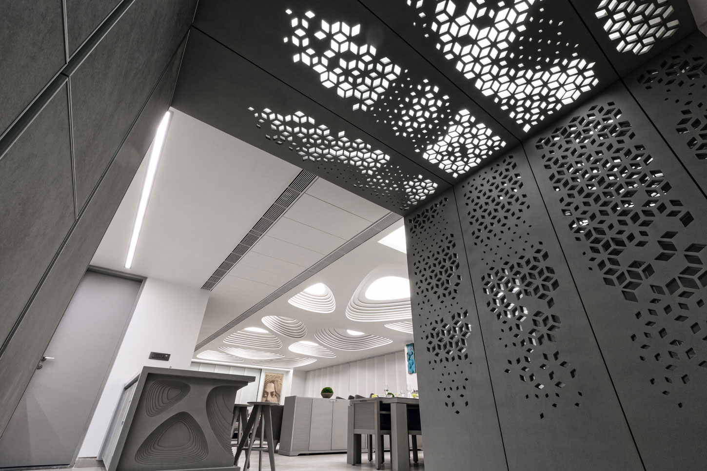 A Lavish Modern Penthouse with Futuristic Interiors in the Indian City of Ahmedabad by Apical Reform (3)