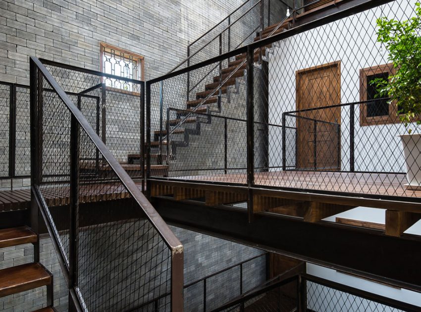 A Light-Filled Contemporary Home for Three Buddhists in Ho Chi Minh, Vietnam by H.A (12)